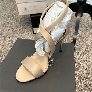 Vince Camuto Tan Peep-Toe Heels Stiletto
